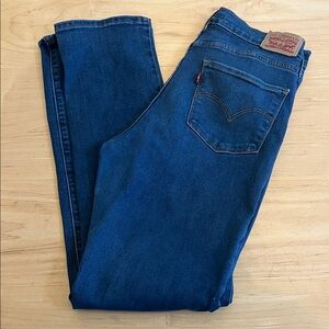 Levi's Women's Straight Leg Jeans in Dark Blue